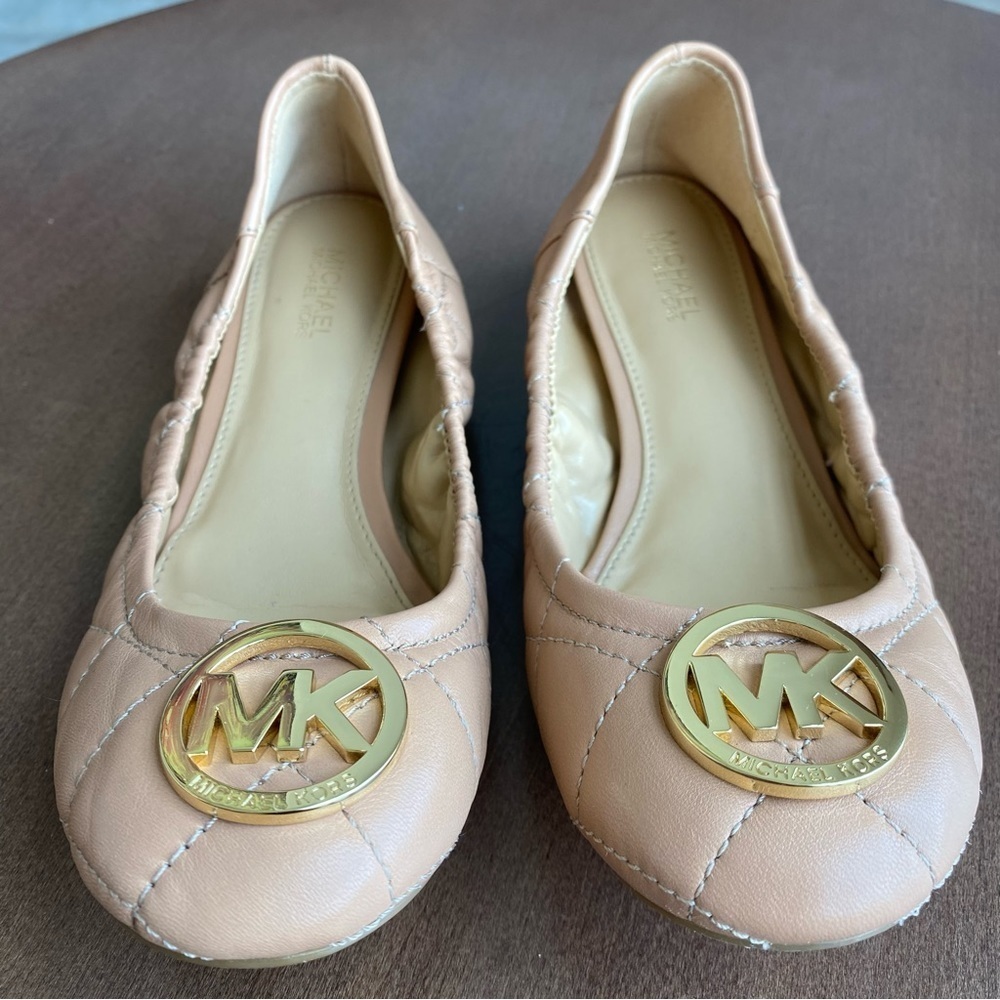 Michael‎ Kors quilted flats, Size 6